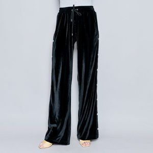 325. LOVE MOSCHINO Black Velvet Side Snaps Pants NWT Sz 8